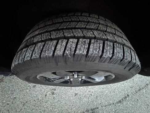 Used 2014 Jeep Grand Cherokee Altitude image 29