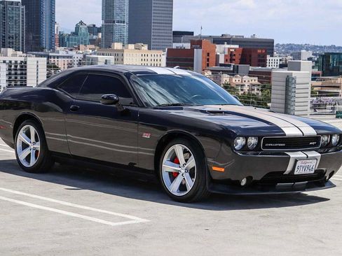 Used 2012 Dodge Challenger SRT8 w/ Premium Sound Group RWD image 3