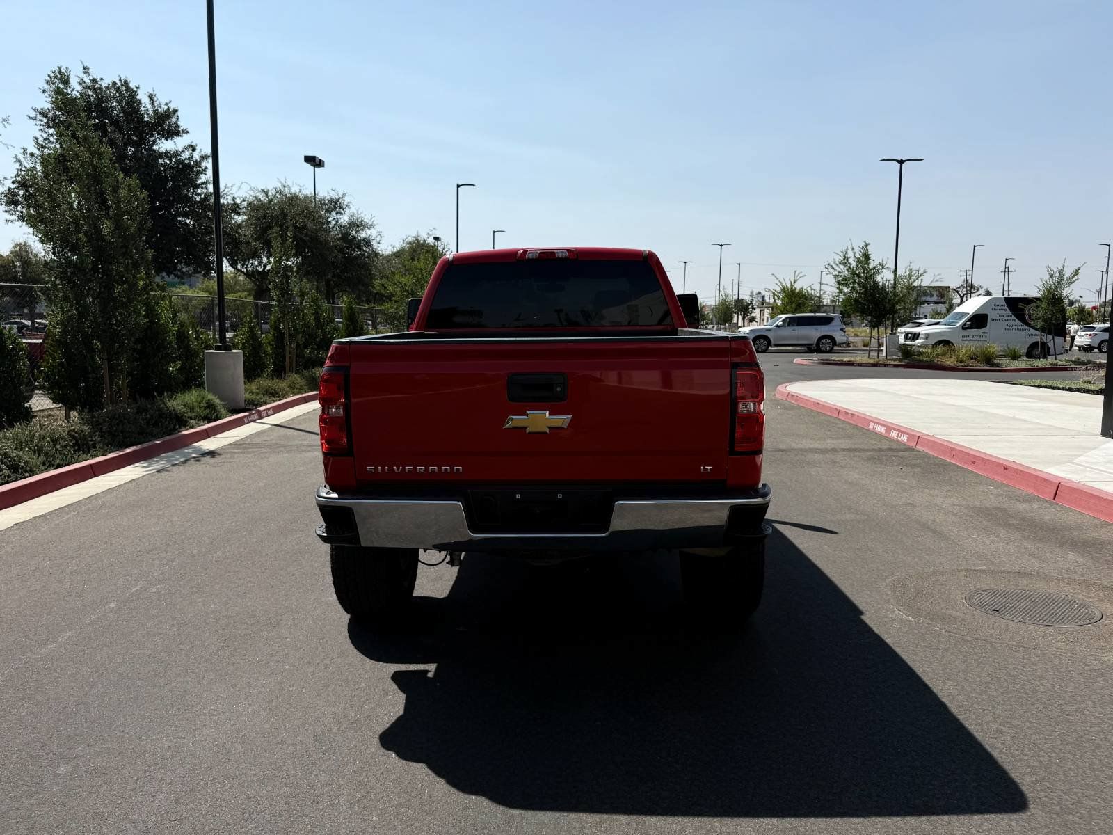 Used 2017 Chevrolet Silverado 1500 LT AWD/4WD image 8