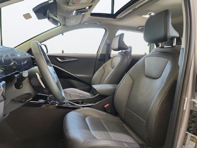 Certified 2023 Kia Niro FWD image 12