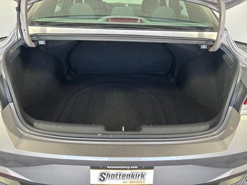 Used 2023 Hyundai Elantra SEL FWD image 21