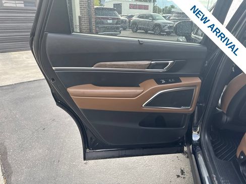 Used 2021 Kia Telluride SX w/ SX Prestige Package AWD/4WD image 17