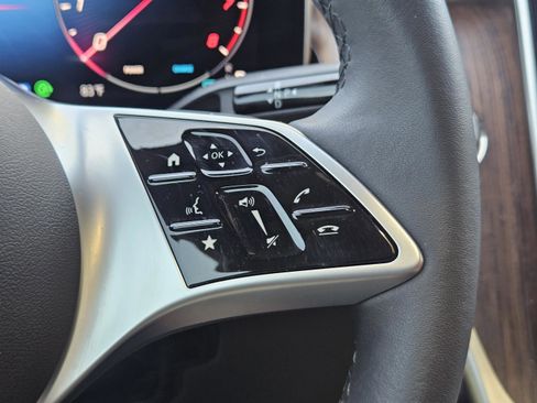 Certified 2026 Mercedes-Benz GLC 300 image 27