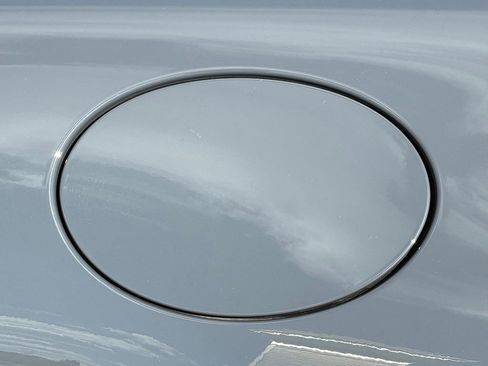 Certified 2025 Porsche 911 Carrera image 22