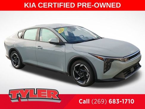 Used 2025 Kia K4 EX FWD image 1