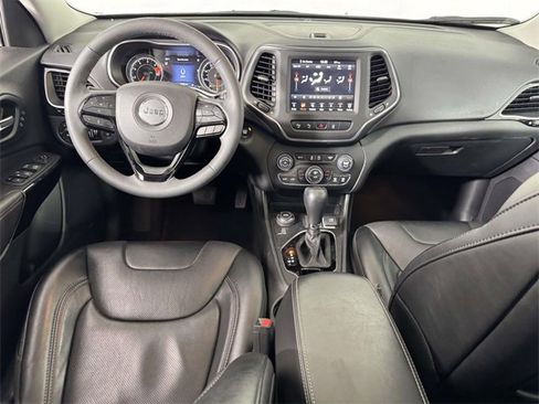 Used 2023 Jeep Cherokee Altitude Lux w/ Lux Elite Package image 5