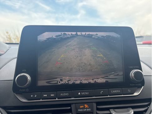 Certified 2024 Nissan Altima 2.5 SR image 17