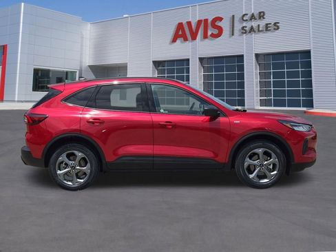 Used 2025 Ford Escape ST-Line AWD/4WD image 5