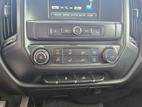 Used 2016 Chevrolet Silverado 1500 Custom w/ Custom Convenience Package AWD/4WD image 17