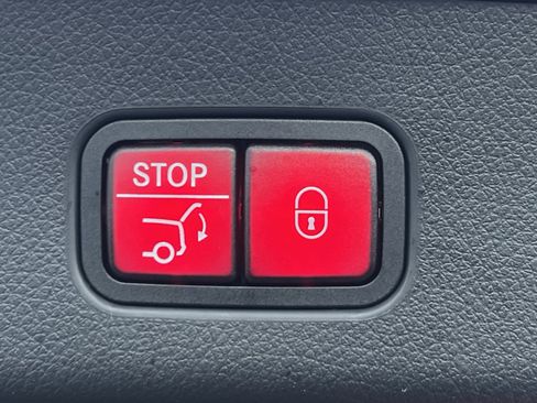 New 2026 Mercedes-Benz GLC 300 4MATIC image 25