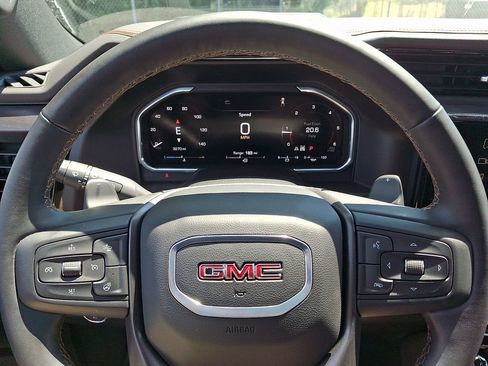 Used 2026 GMC Sierra 1500 AT4 w/ AT4 Premium Package AWD/4WD image 19