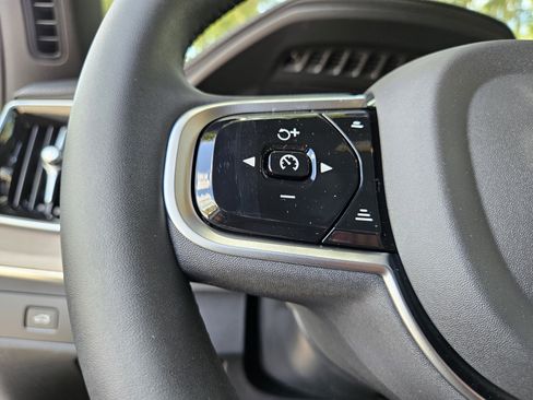 New 2026 Volvo XC90 B5 Plus image 33