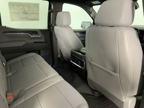 Used 2025 GMC Sierra 1500 SLT w/ SLT Premium Package image 29