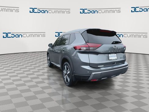 Used 2024 Nissan Rogue SL w/ SL Premium Package AWD/4WD image 6