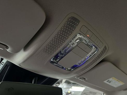 Certified 2023 Mercedes-Benz GLA 250 4MATIC image 31