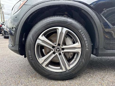 Used 2019 Mercedes-Benz GLC 300 w/ Premium Package image 5