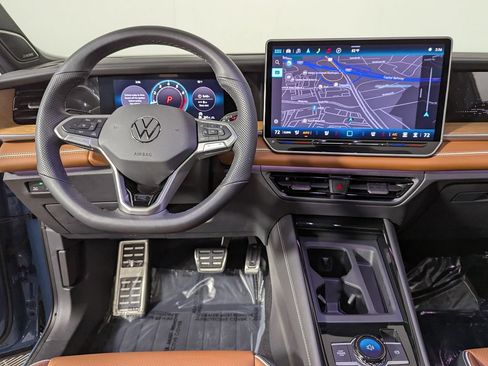 Used 2026 Volkswagen Tiguan SEL R-Line AWD/4WD image 23