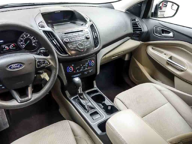 Used 2017 Ford Escape SE w/ SE Cold Weather Package AWD/4WD image 13