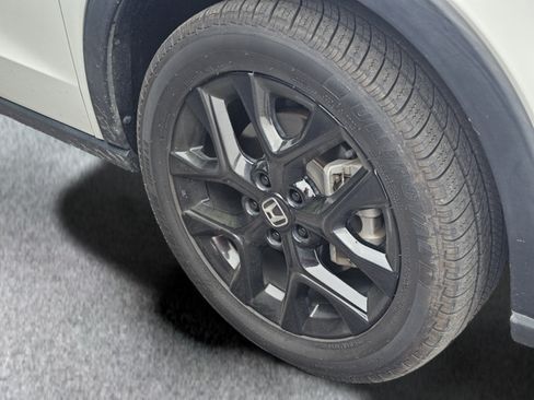 Used 2023 Honda HR-V Sport image 12