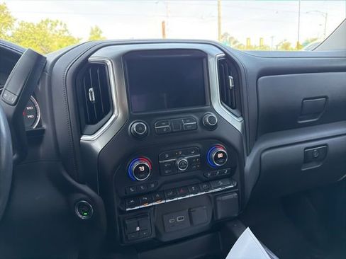 Used 2020 Chevrolet Silverado 1500 LTZ w/ LTZ Plus Package AWD/4WD image 13