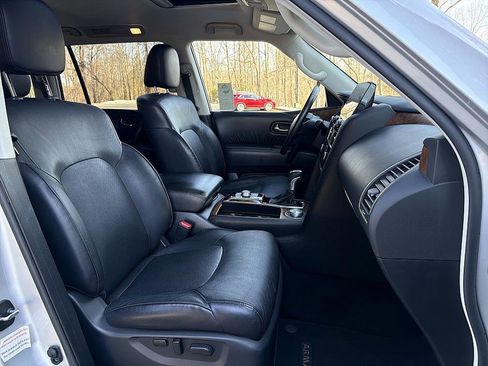 Used 2023 Nissan Armada SL image 21
