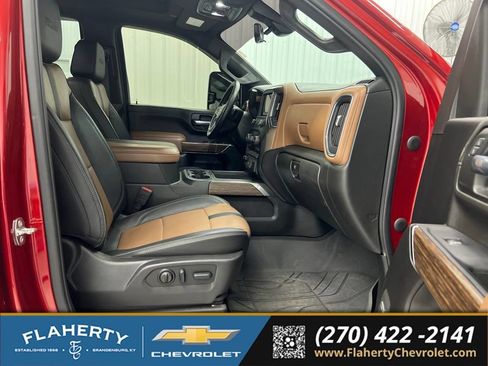 Used 2023 Chevrolet Silverado 2500 High Country w/ Z71 Off-Road Package AWD/4WD image 15