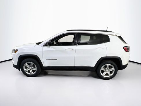 Used 2023 Jeep Compass Latitude w/ Convenience Group AWD/4WD image 8