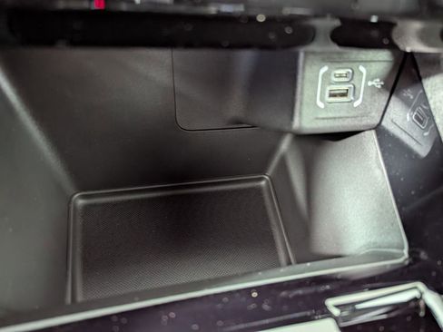 New 2026 Jeep Compass Limited w/ Sun, Sound & Navigation Group image 27