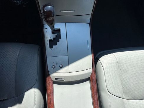 Used 2009 Toyota Avalon Limited image 21