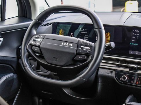 Used 2026 Kia Sportage LX AWD/4WD image 25