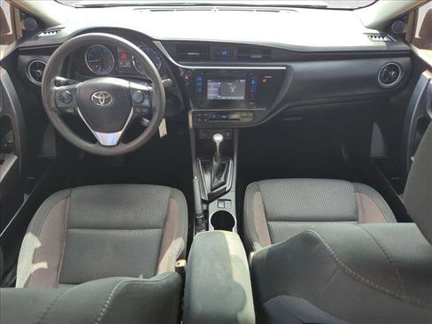 Used 2017 Toyota Corolla LE image 15