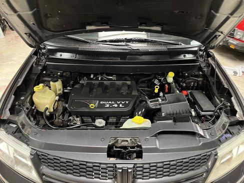 Used 2015 Dodge Journey American Value Package w/ Flexible Seating Group FWD image 35