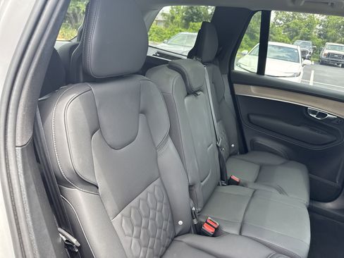Used 2025 Volvo XC90 B6 Plus AWD/4WD image 35