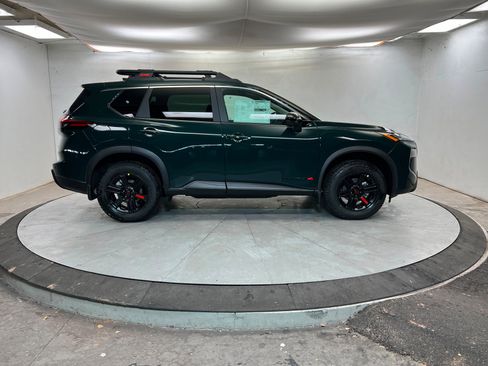 New 2026 Nissan Rogue SV image 6