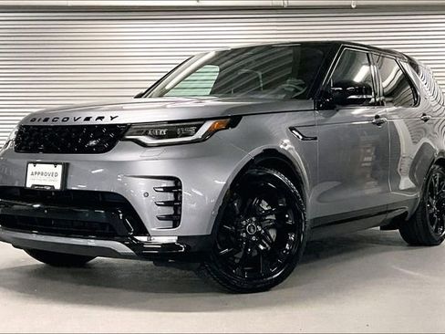 Certified 2025 Land Rover Discovery Dynamic SE AWD/4WD image 1