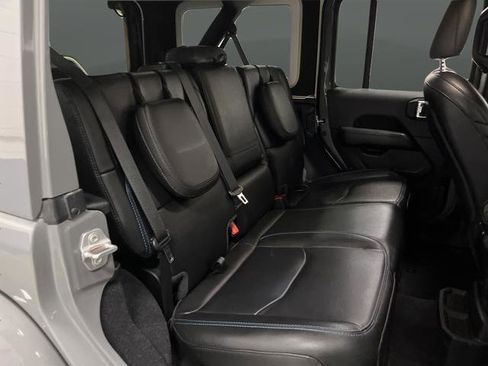 Used 2022 Jeep Wrangler Unlimited Rubicon 4xe w/ Steel Bumper Group image 31