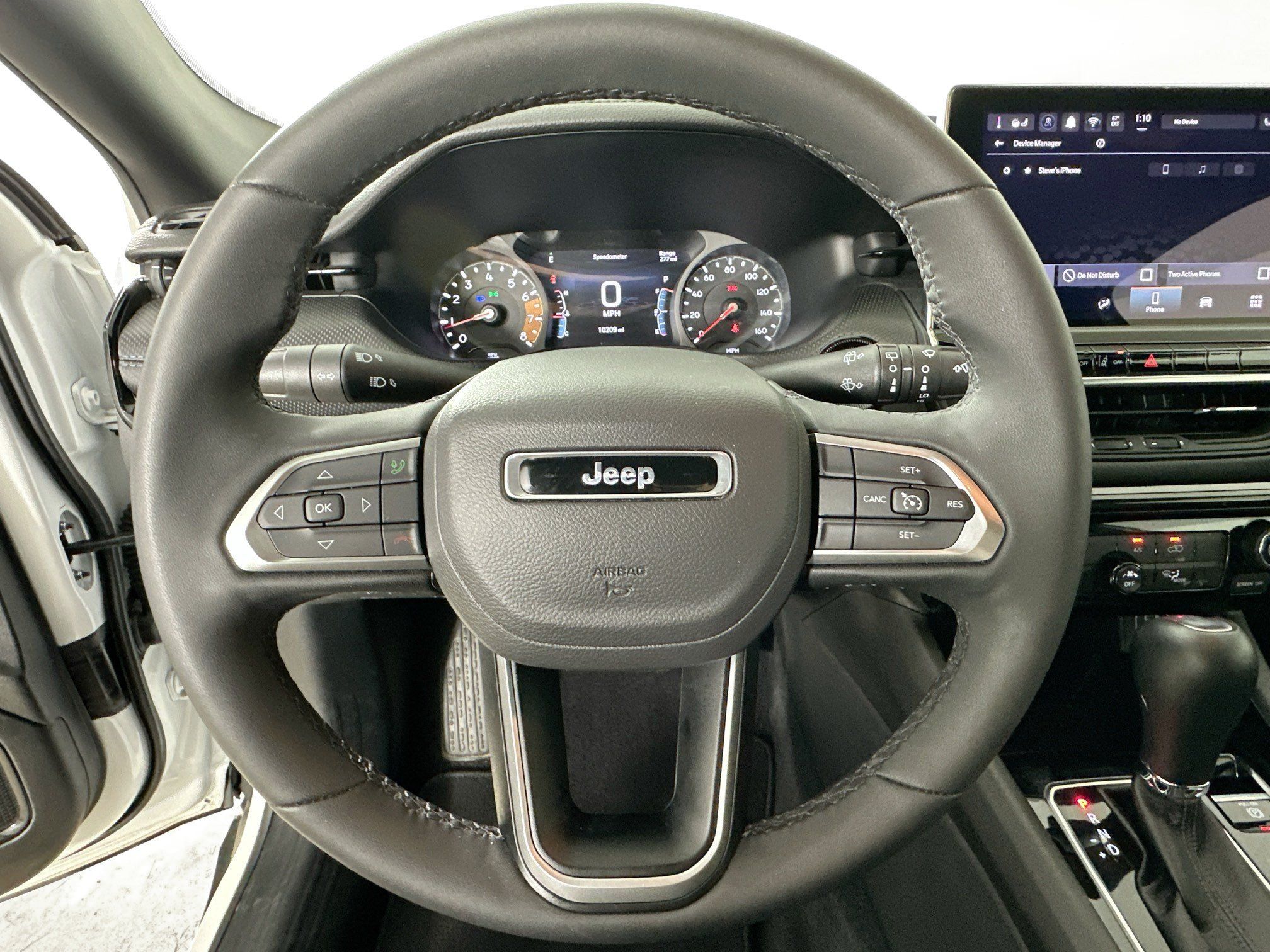 Certified 2025 Jeep Compass Latitude w/ Altitude Special Edition AWD/4WD image 11