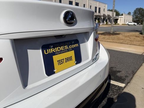 Used 2015 Lexus RC F image 23