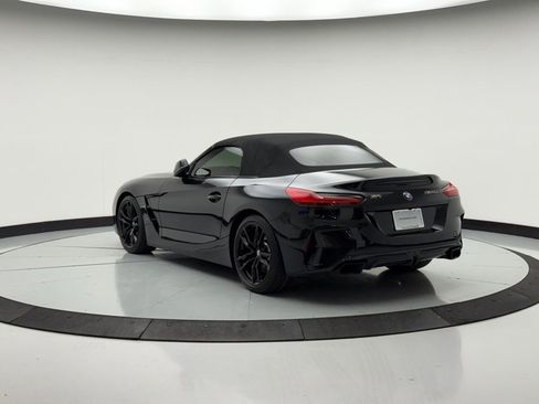 Used 2022 BMW Z4 M40i w/ Premium Package image 3