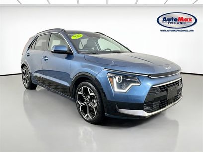 Used 2023 Kia Niro EX Touring