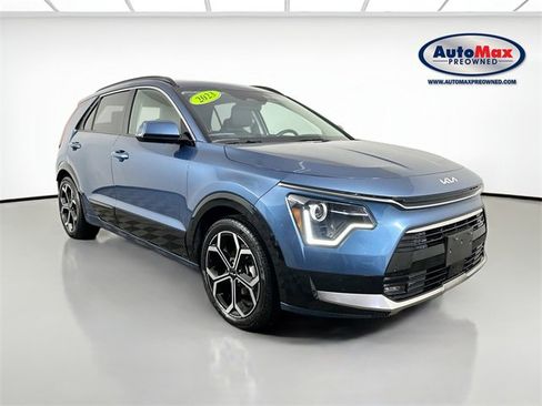 Used 2023 Kia Niro EX Touring image 1
