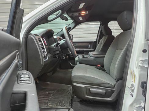 Used 2021 RAM 1500 Warlock AWD/4WD image 16