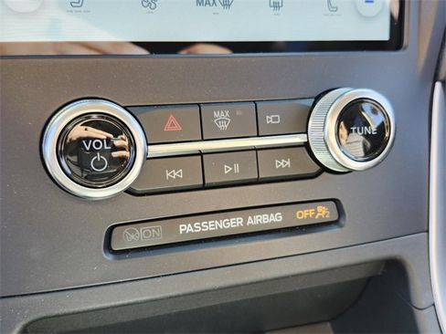 Used 2023 Ford Edge SEL w/ Convenience Package image 24