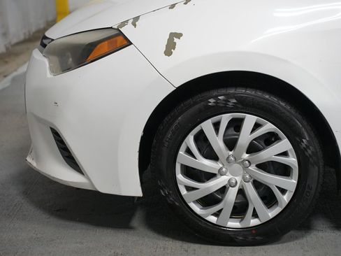 Used 2016 Toyota Corolla S image 5