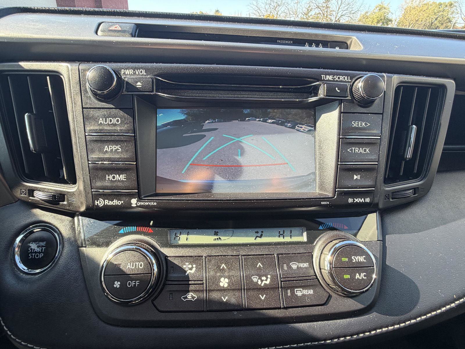 Used 2017 Toyota RAV4 XLE AWD/4WD image 22