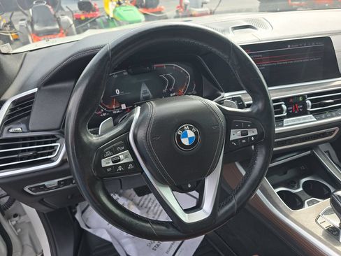 Used 2020 BMW X5 xDrive50i AWD/4WD image 16