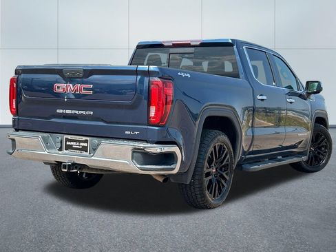 Used 2019 GMC Sierra 1500 SLT w/ SLT Convenience Package AWD/4WD image 2