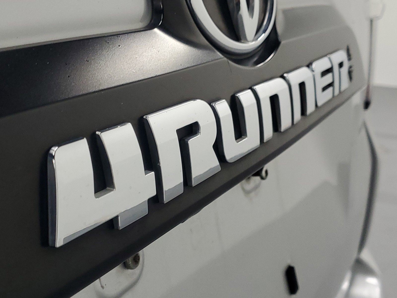 Used 2021 Toyota 4Runner TRD Off-Road AWD/4WD image 9