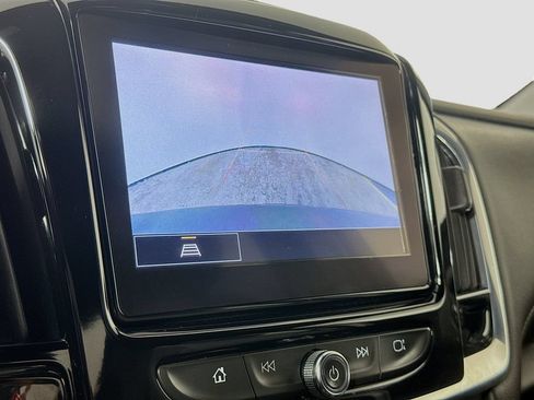 Used 2022 Chevrolet Traverse LT w/ Midnight/Sport Edition AWD/4WD image 15