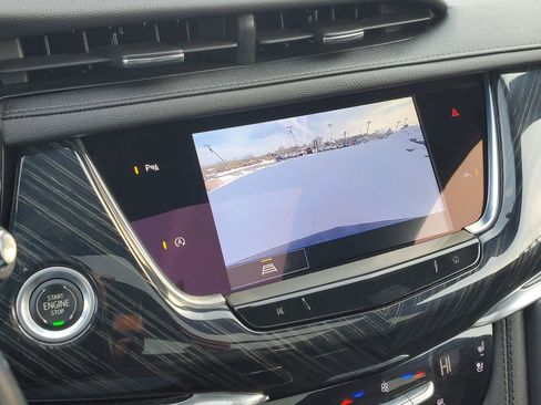 Used 2023 Cadillac XT6 Premium Luxury image 35